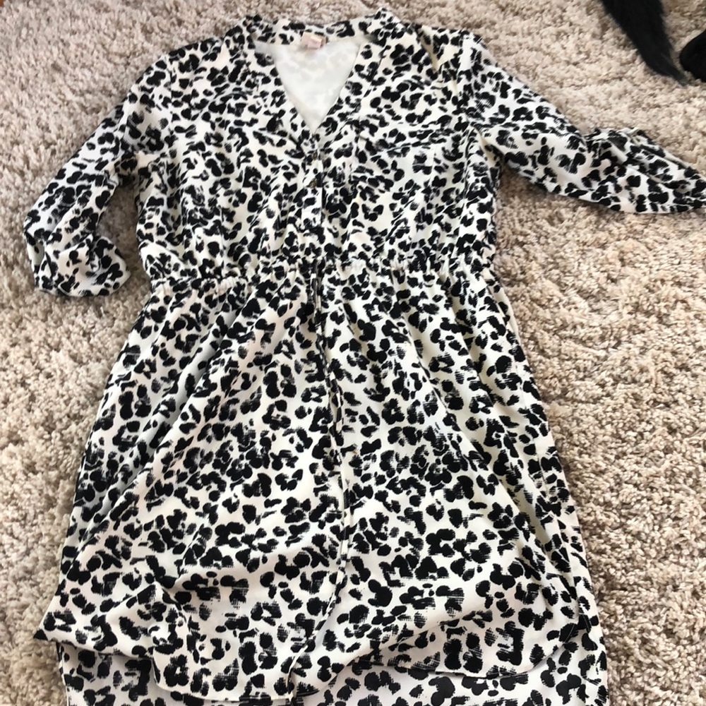 Cute Black and White spot Dress